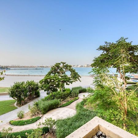 Lively 1 Bedroom At Al Nabat Shoreline 8 Palm Jumeirah By Deluxe Holiday Homes Dubái Exterior foto